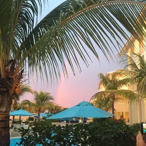 Meet your Posher, Briand